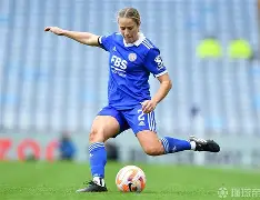 莱斯特城后卫阻击反击，领跑积分榜的简单介绍